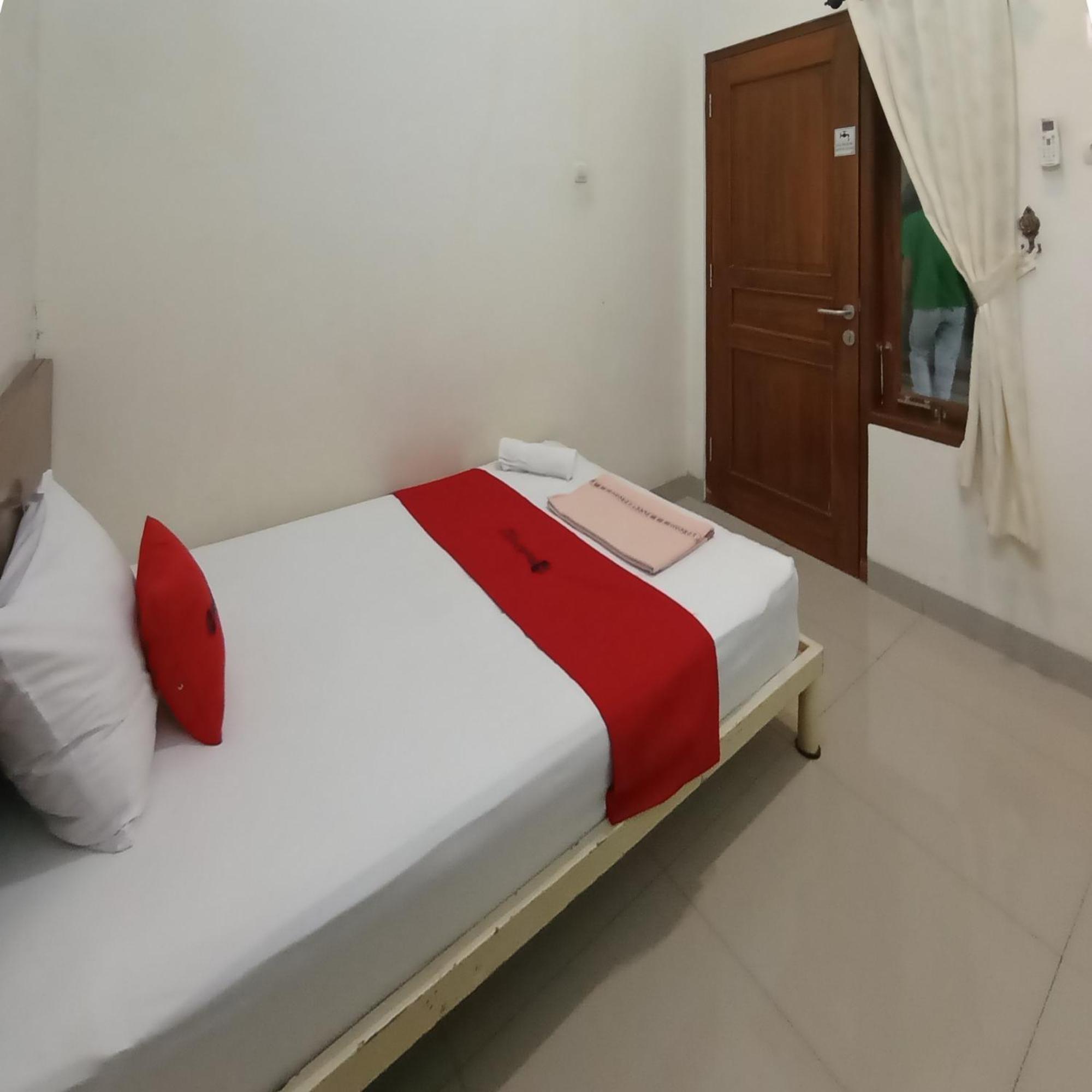 Reddoorz At Syariah House Purwokerto酒店 外观 照片