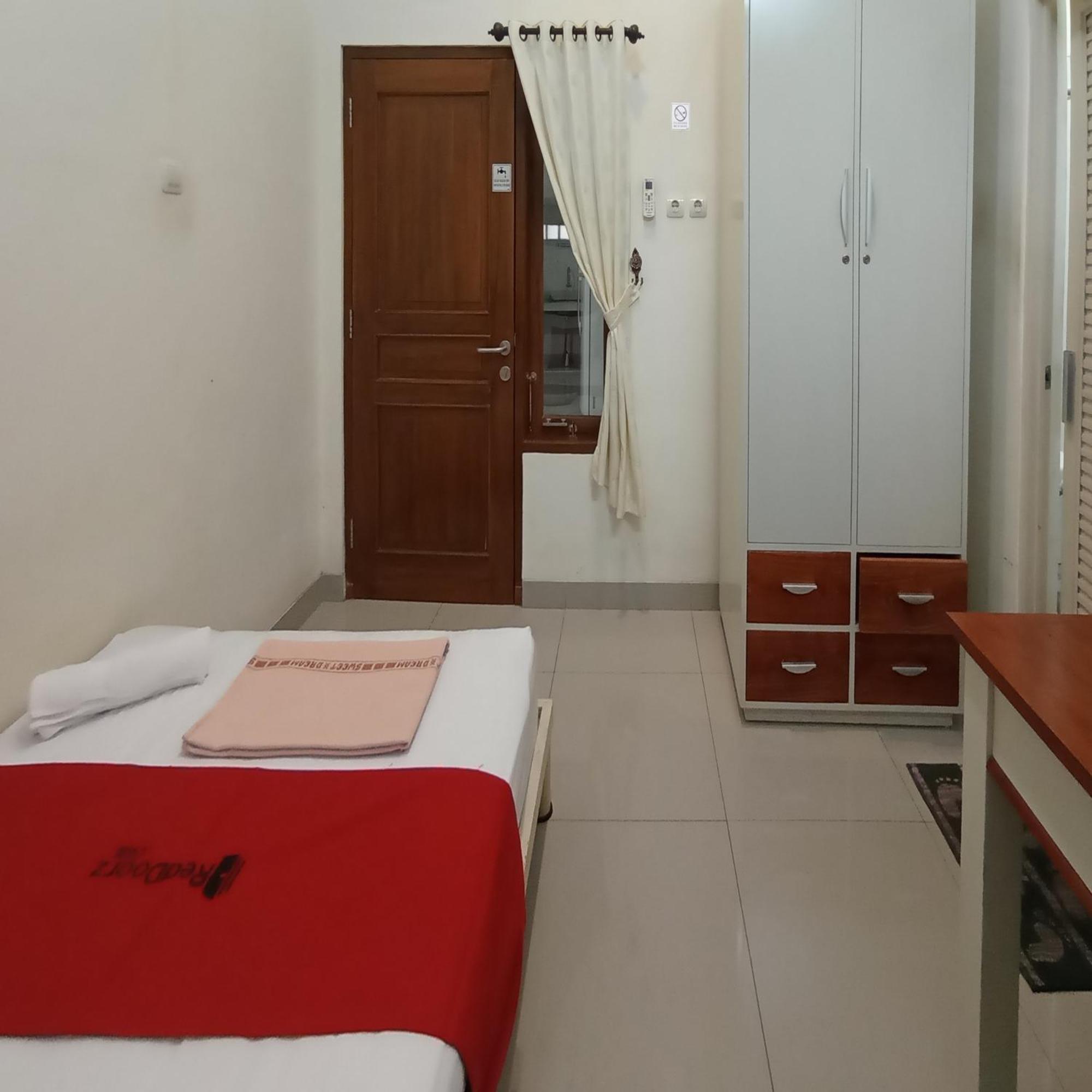 Reddoorz At Syariah House Purwokerto酒店 外观 照片