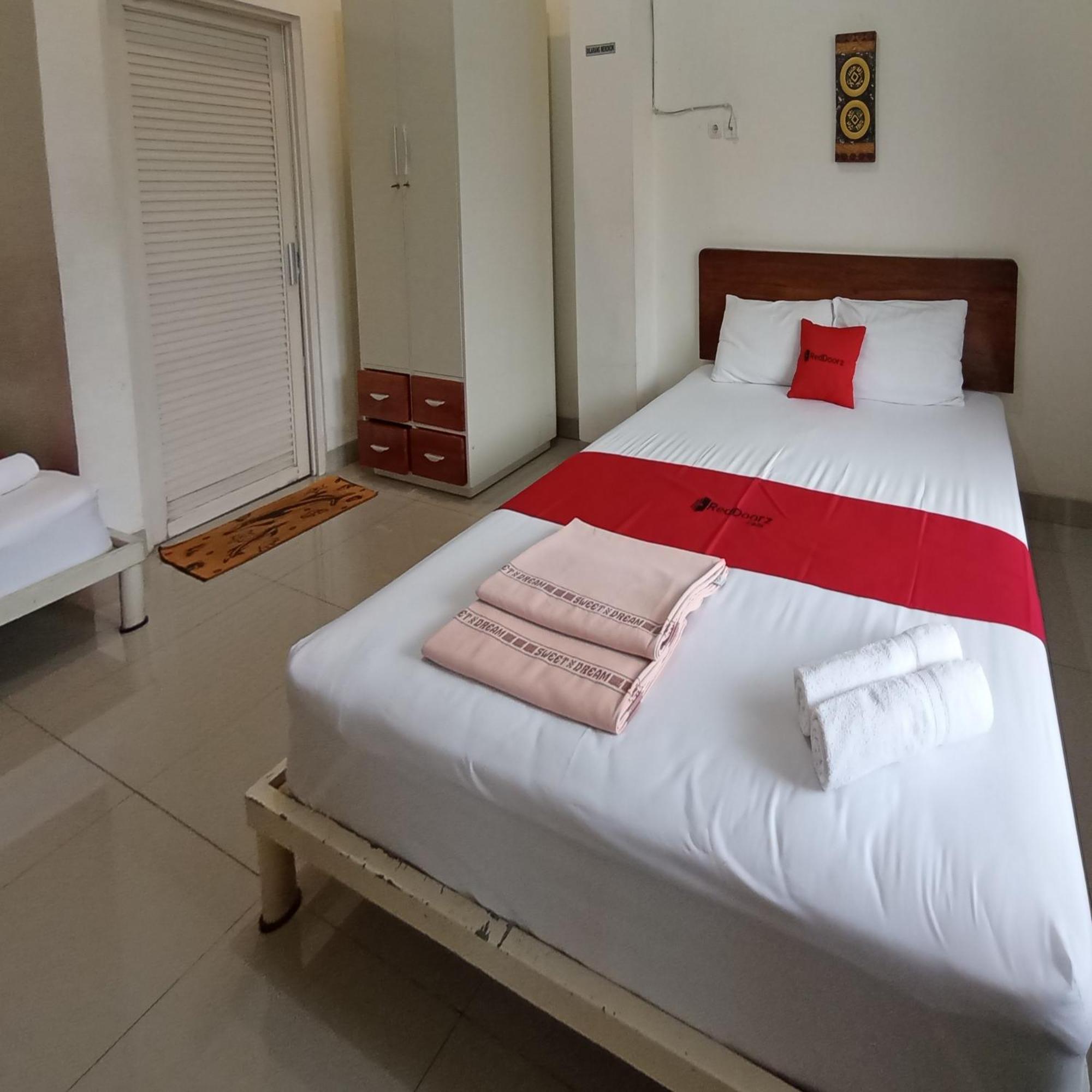 Reddoorz At Syariah House Purwokerto酒店 外观 照片