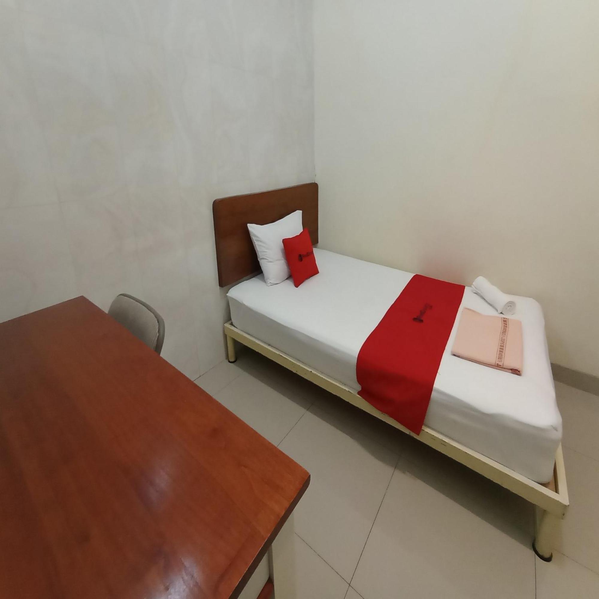 Reddoorz At Syariah House Purwokerto酒店 外观 照片